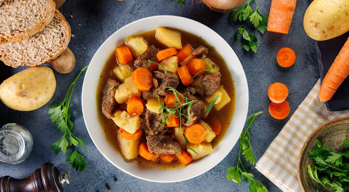 Осеннее рагу: 10 лучших сезонных рецептов с мясом, грибами и овощами