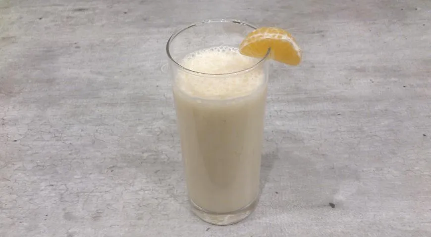 Мандариново-банановый коктейль 