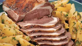 Рецепты с мясом, ягодами и вином