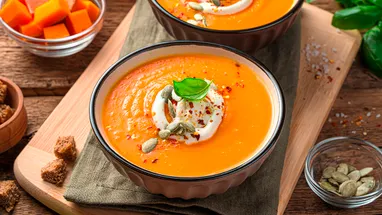 7 советов по «прокачке» тыквенного супа и 8 проверенных рецептов со сливками, картошкой, виски, креветками