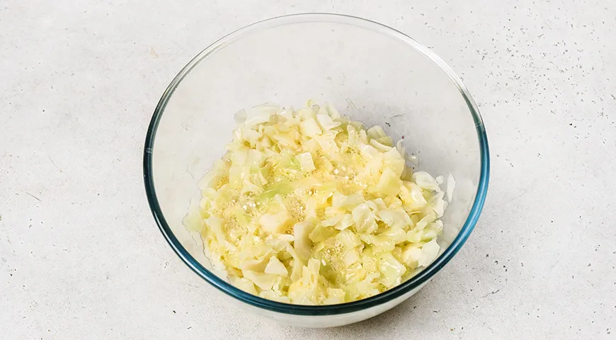 Капустные оладьи на кефире