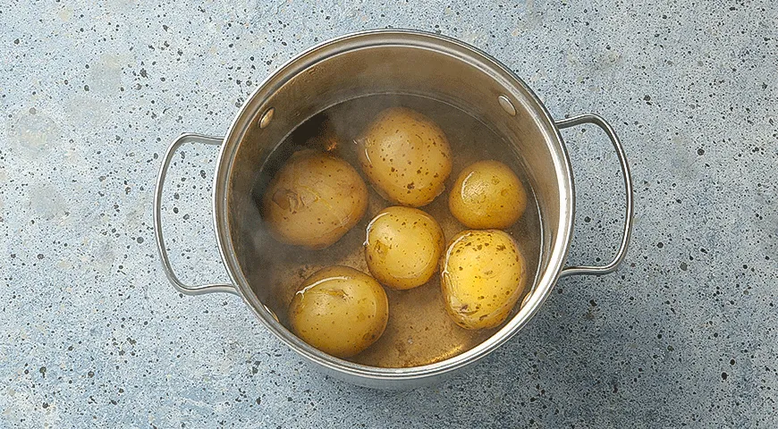 Куриные ножки и бедрышки с мятым картофелем