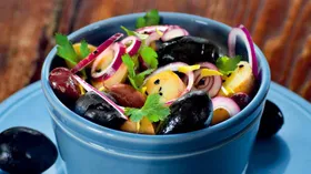 Рецепты с картофелем, салатом и оливками