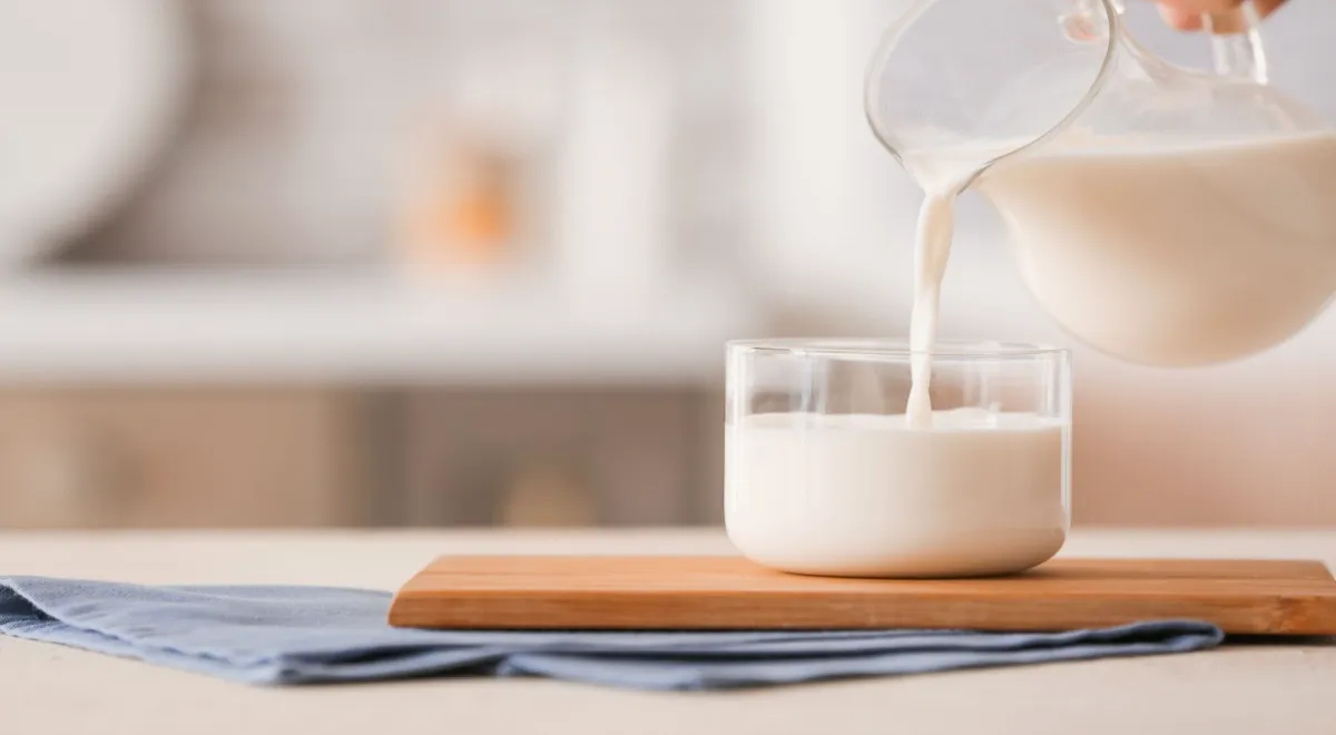 Стерилизованное и пастеризованное: в чем разница между видами молока и какое из них полезнее