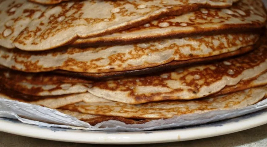 Простые блины на ряженке