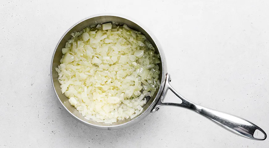 Картофельный крем-суп с сыром и молоком