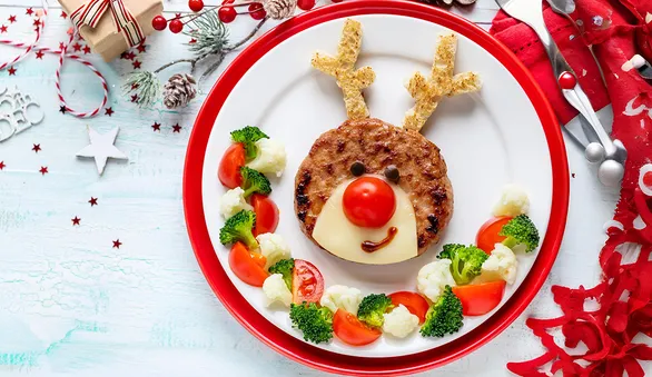 Нутрициолог рассказала, как накрыть новогодний стол для детей