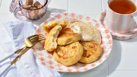 Пышные сырники на сковороде