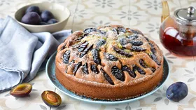Рецепты с мукой, яйцом и сливами