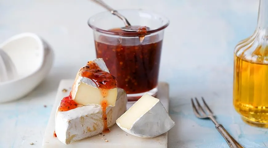 Конфитюр из крыжовника и красного лука