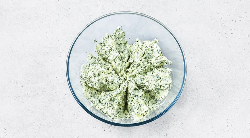 Хычины с сыром и зеленью