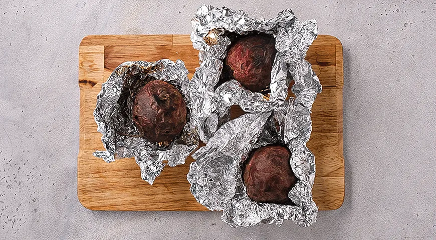 Свекольный паштет с гренками