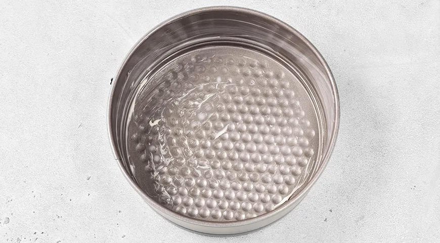 Сладкий заливной пирог со щавелем