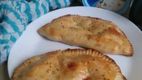 Рецепты с приправами, сыром полутвёрдым и мясной гастрономией