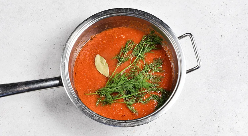 Мясные тефтели в томатном соусе