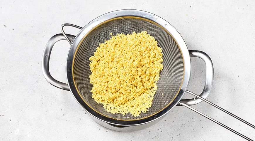 Пшенный суп с яичной паутинкой