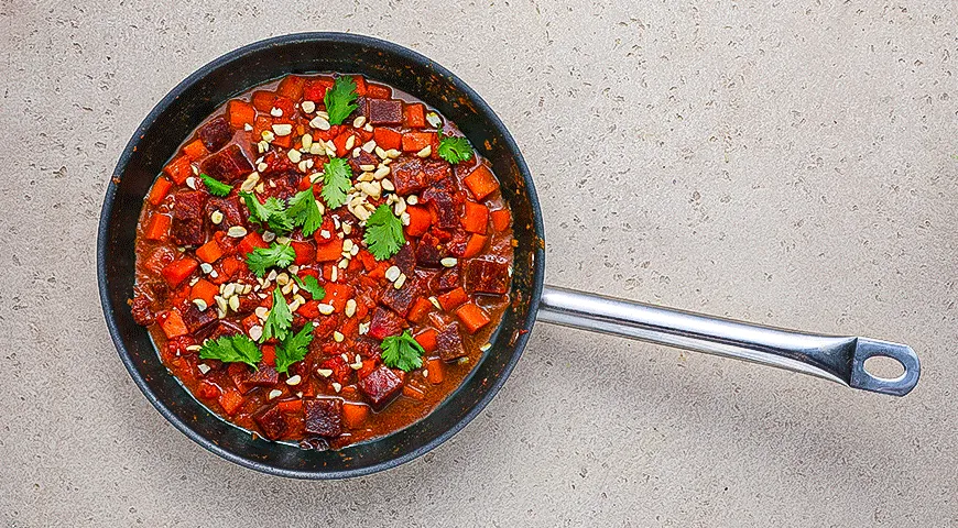 Карри из моркови и свеклы