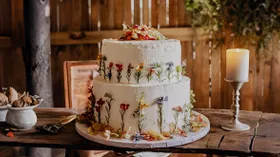 Ганаш на белом шоколаде: секреты идеально ровного торта и декора