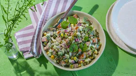 Салат с краковской колбасой