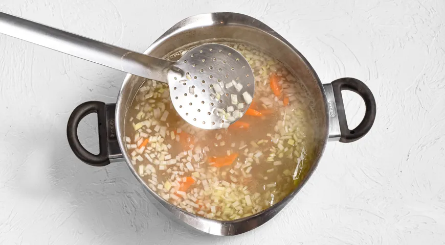 Уха из морского окуня