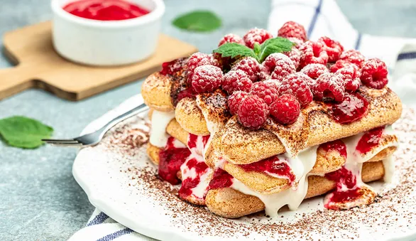 Захватывающие истории любимых десертов: от Сан-Себастьян до Павловой