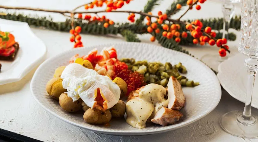 Салат оливье с маринованными огурцами