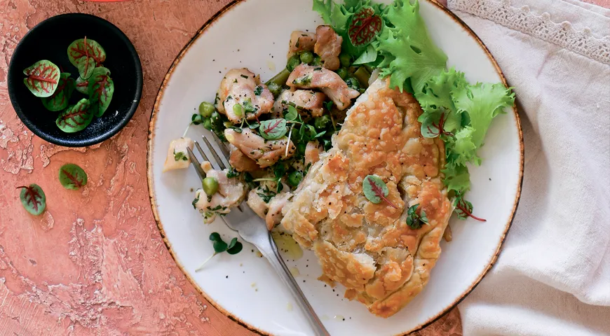 Английский закусочный пирог с курицей