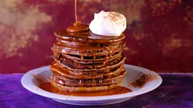 Блюдо из теста с какао