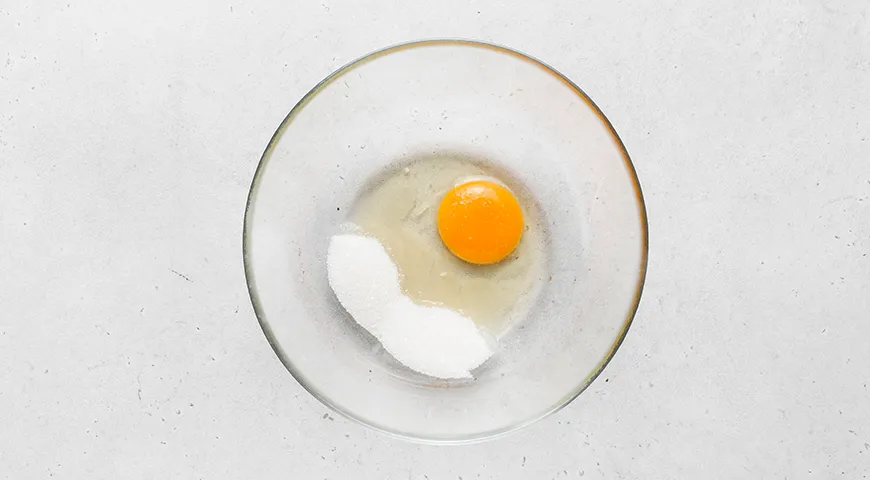 Кекс в кружке в микроволновке за 5 минут