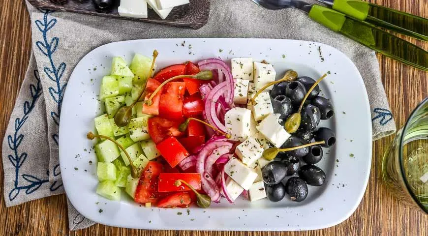 Греческий салат рецепт Секрета как приготовить греческий салат вкусно и быстро - video Dailymotion
