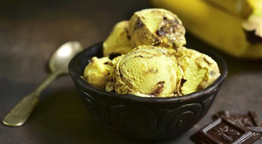 Домашнее фруктовое мороженое чаще всего делают из бананов