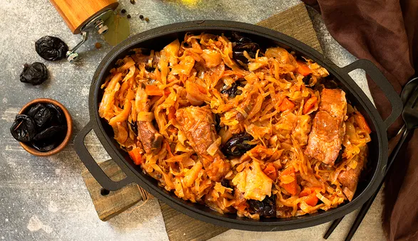 Говядина с черносливом: 10 вкусных блюд для сытных ужинов и обедов