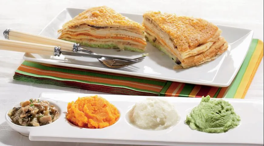 Блинный торт с грибами и овощами