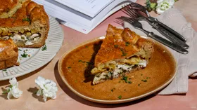 Пирог с курицей и картошкой в духовке