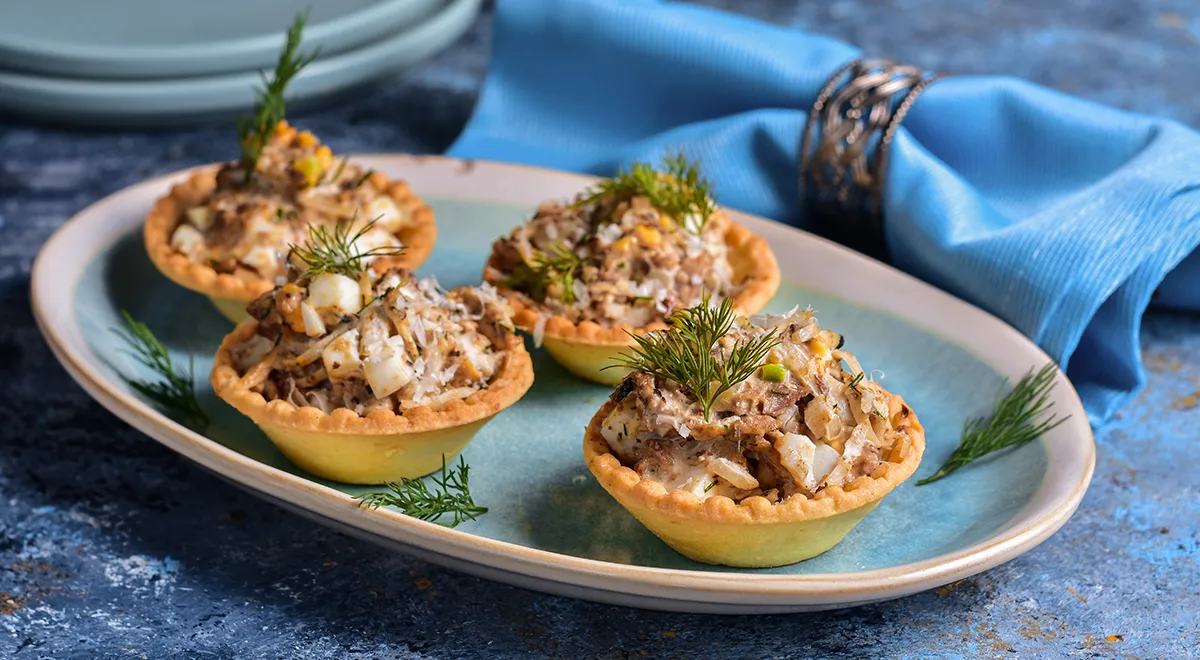 Рецепт тарталеток со шпротами и яйцом