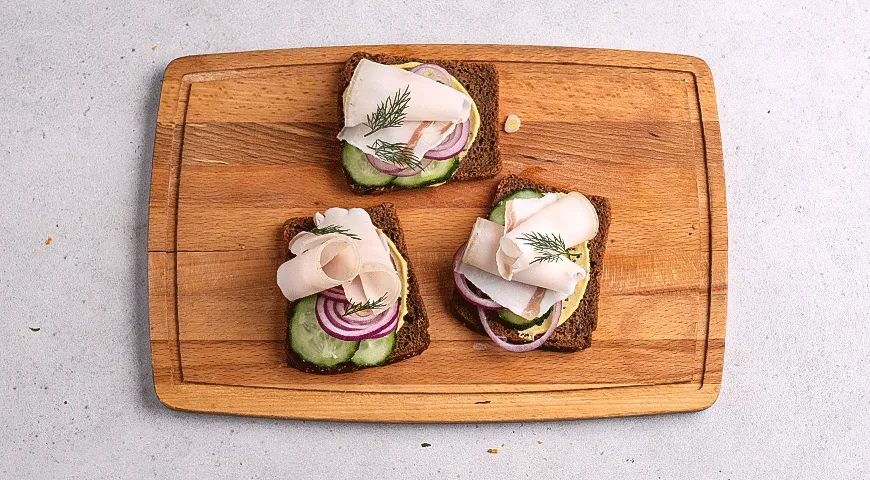 Бутерброд с салом