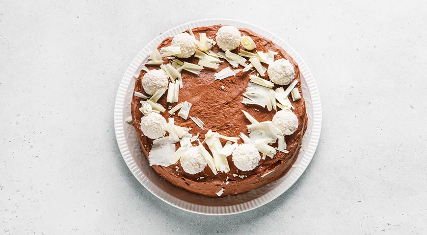 Торт «Шоколадная девочка»