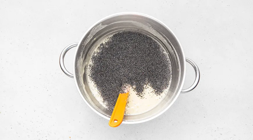 Маковый бисквит