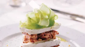 Лосось с моцареллой и сельдереем