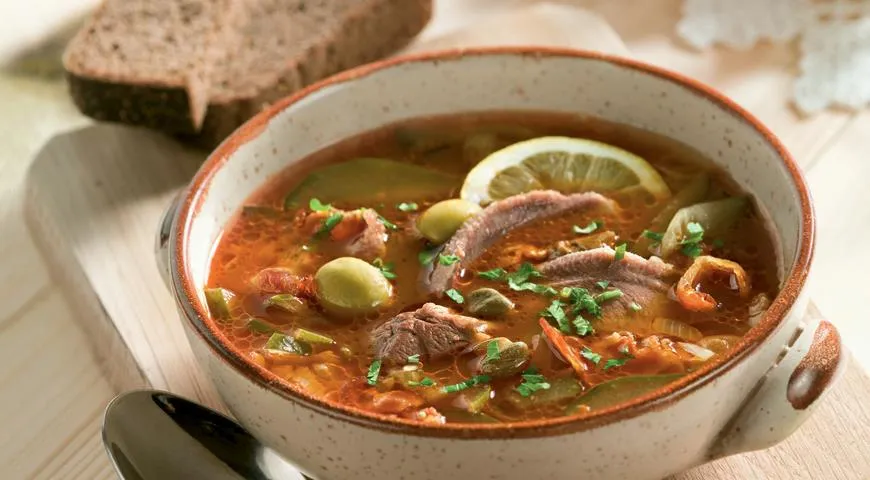Рецепт солянки сборной, с языком и говяжьими почками