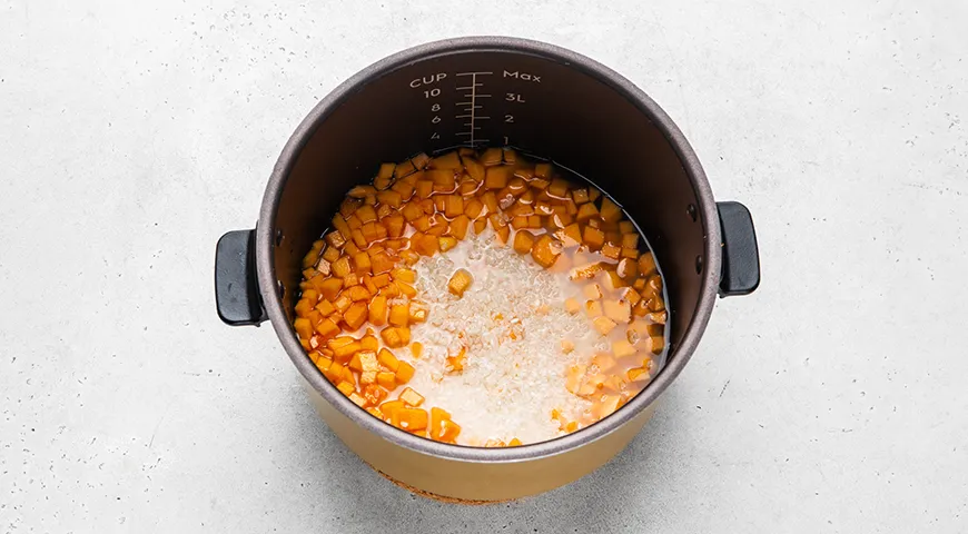 Рисовая каша с тыквой в мультиварке