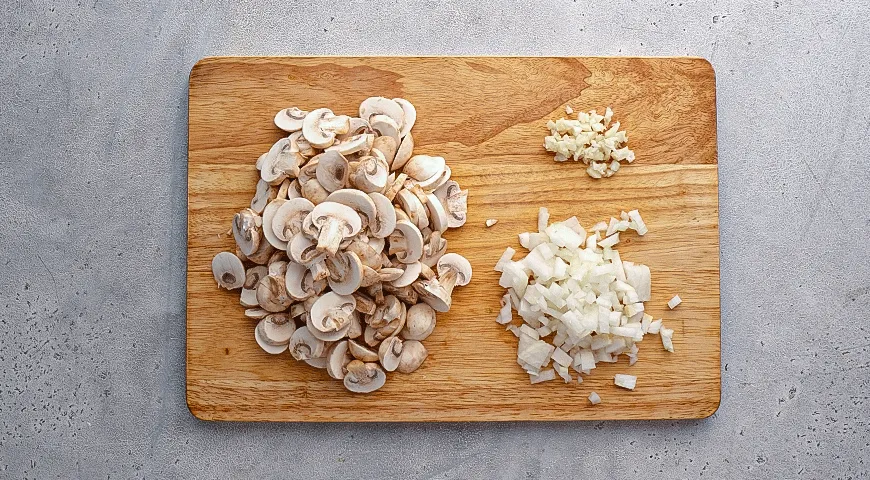 Грибной соус с пармезаном