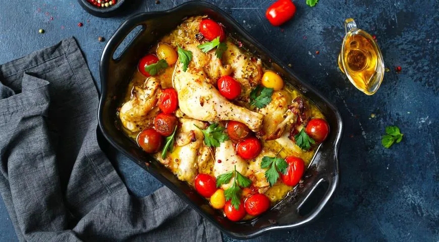 Курица в духовке в белом винном соусе