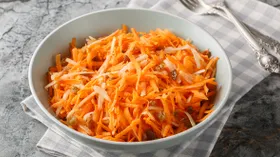 Салат из моркови и яблока как в детском саду