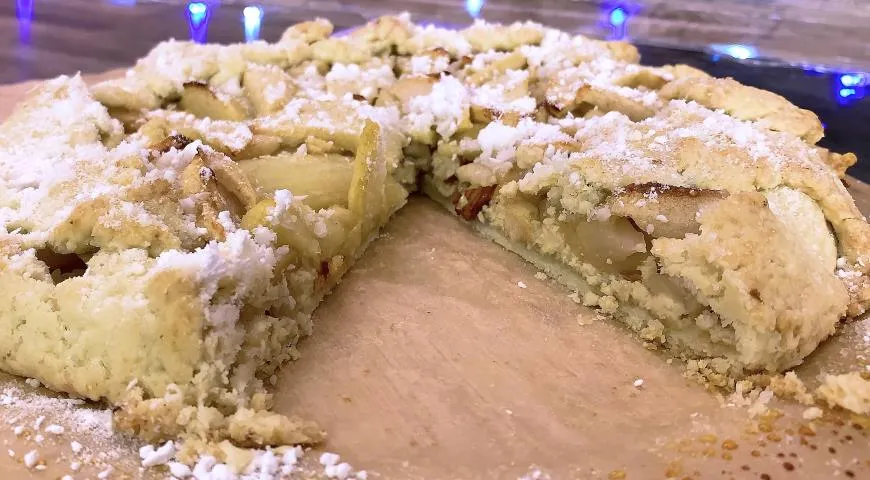 Постный пирог с яблоками - галета
