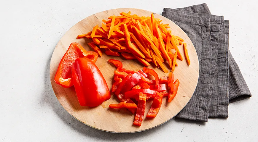 Макароны с мясом в казане