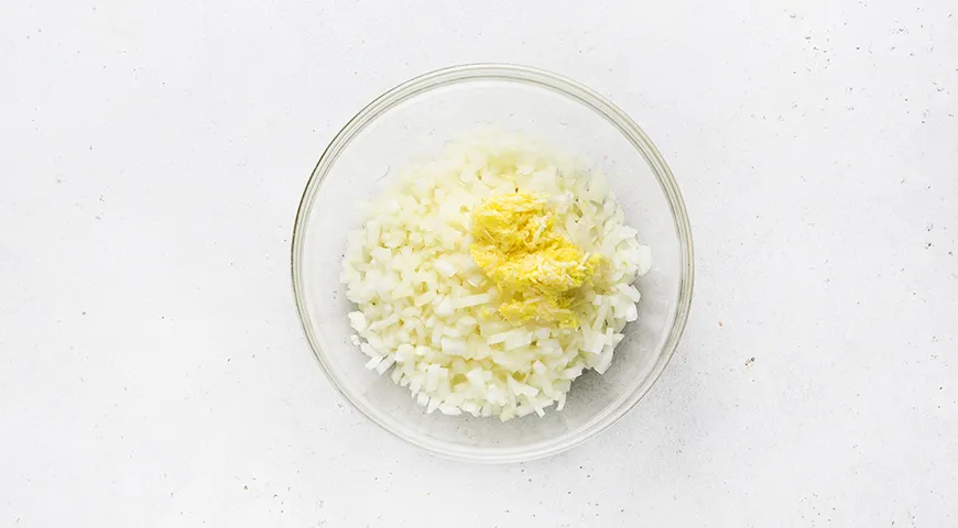 Постные луковые котлеты