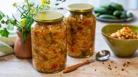 Рассольник на зиму с перловкой и свежими огурцами