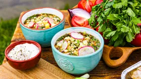 Рецепты с яйцом куриным, редисом и квасом