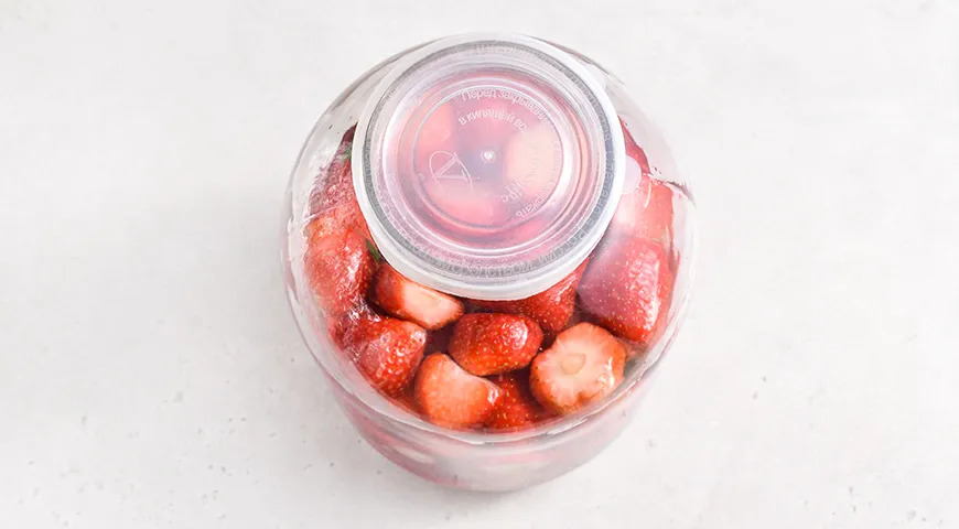 Клубничная наливка